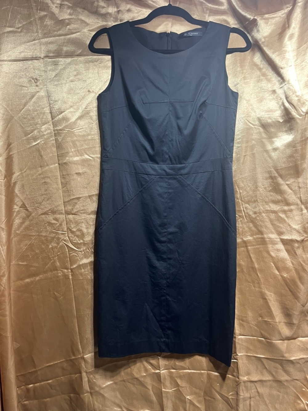 AIIZ Classic Sleeveless Black Sheath Dress